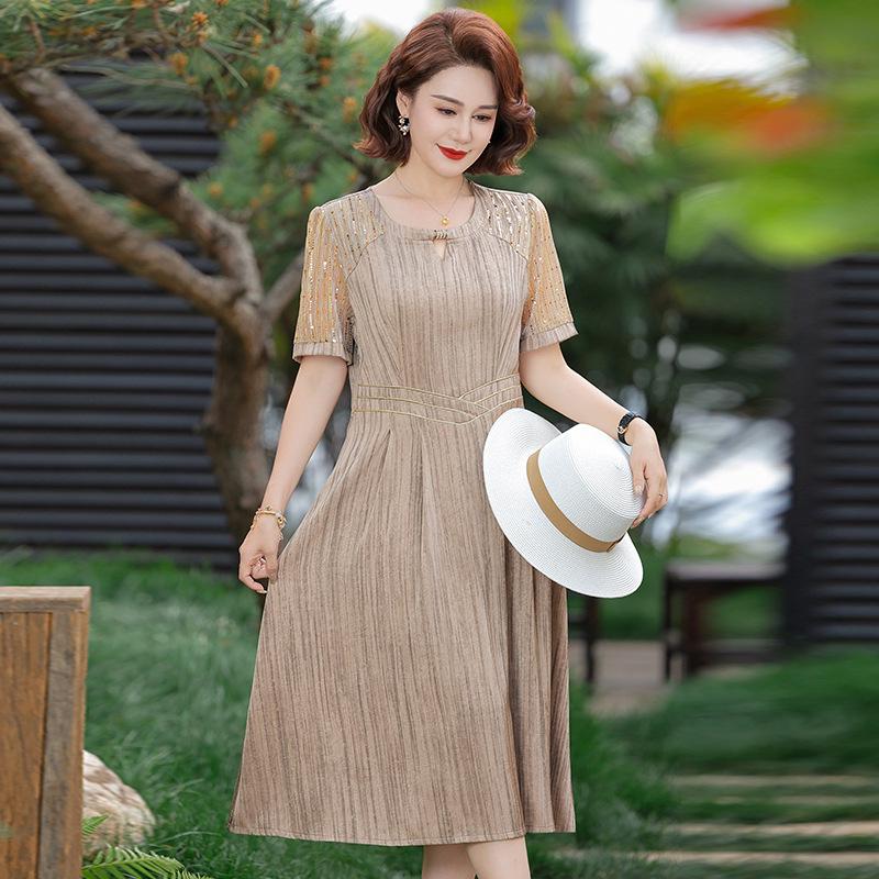 

Elegant Chinese-Style Mid-Length Dress for Socialites - New Summer Collection, Light Luxury, Waist-Cinched, Slimming, Below-the-Knee Skirt. XL [80-95 jins] світлого кольору хакі