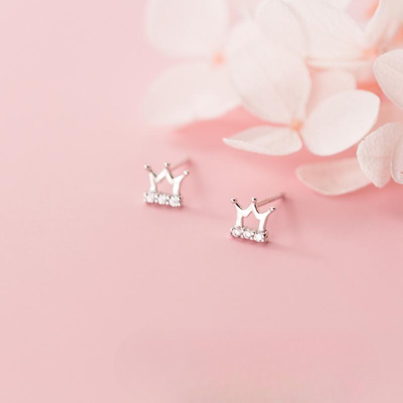 Little Princess Crown Stud Earrings Women's Simple Temperament Earrings Slightly Inlaid Zircon Earrings
