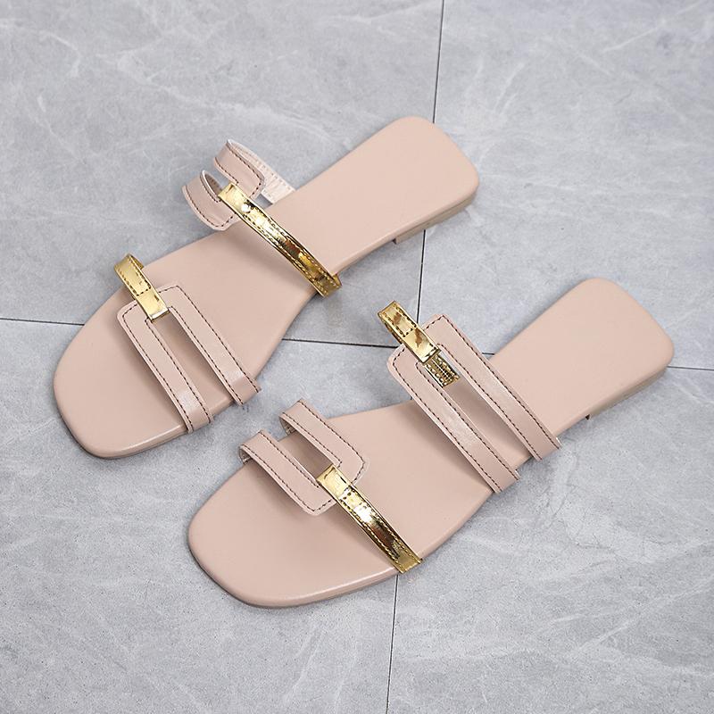 Women Slippers 2025 New Casual Blocking Sandals Outdoor Soft Leather Slippers Thick Soled Slope Woven Straw Shoes Slides Women
