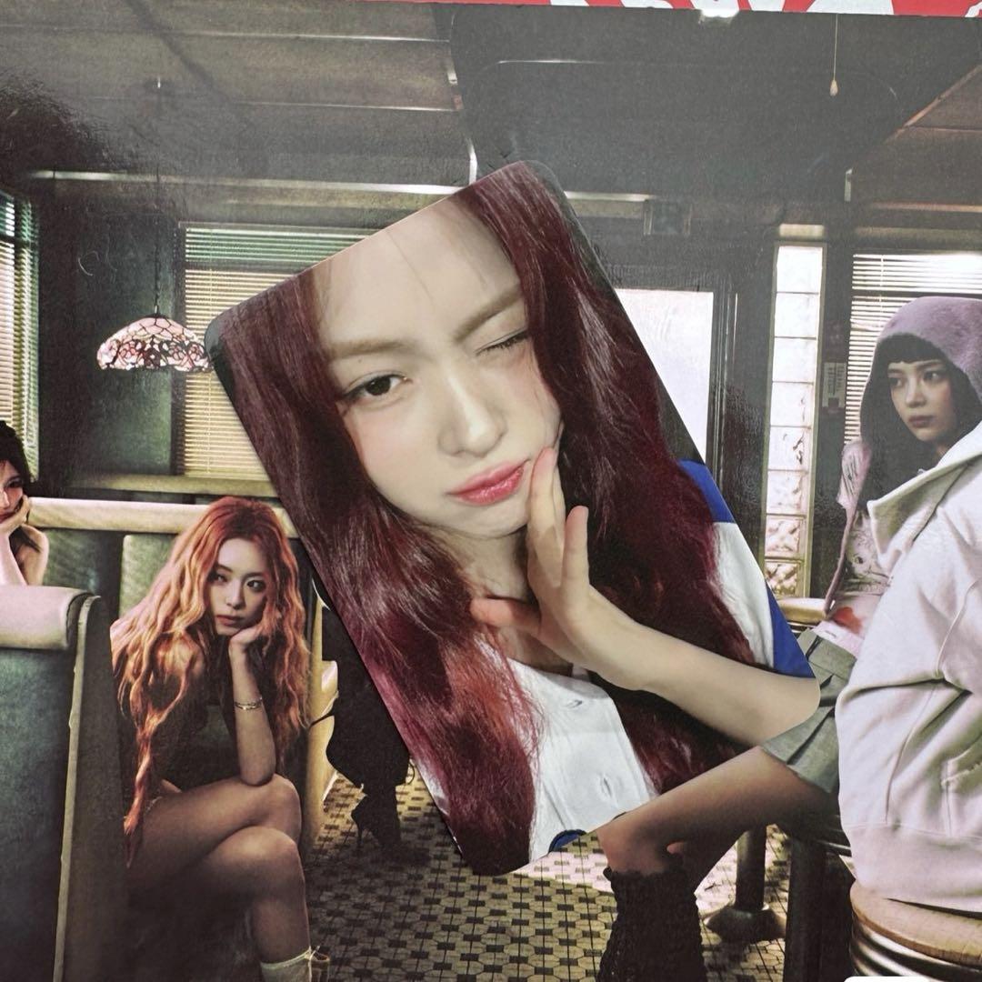 

[USED] ITZY GWBG Sanok 1st week trading card Ryujin