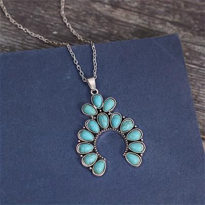 Bohemian Style Turquoise Colored Necklace Fashionable Petal Pendant Chain Perfect Jewelry Accessory For Women Daily And Party Decorate
