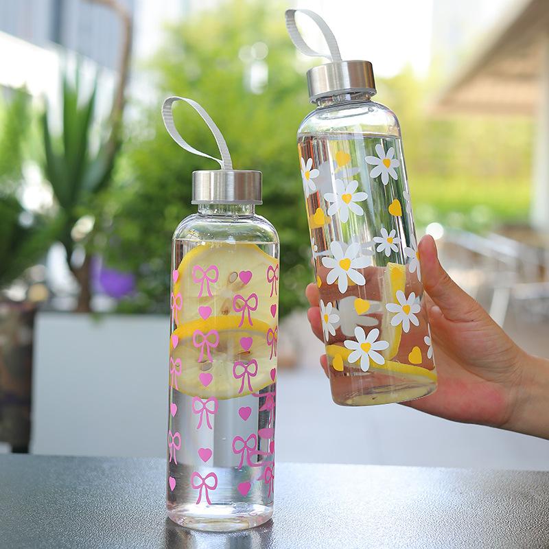 550ML Plastic Water Bottle Portable Gym Sport Water Bottle Bowknot Love Pattern Leakproof Water Cup Little Daisy Office Bottle