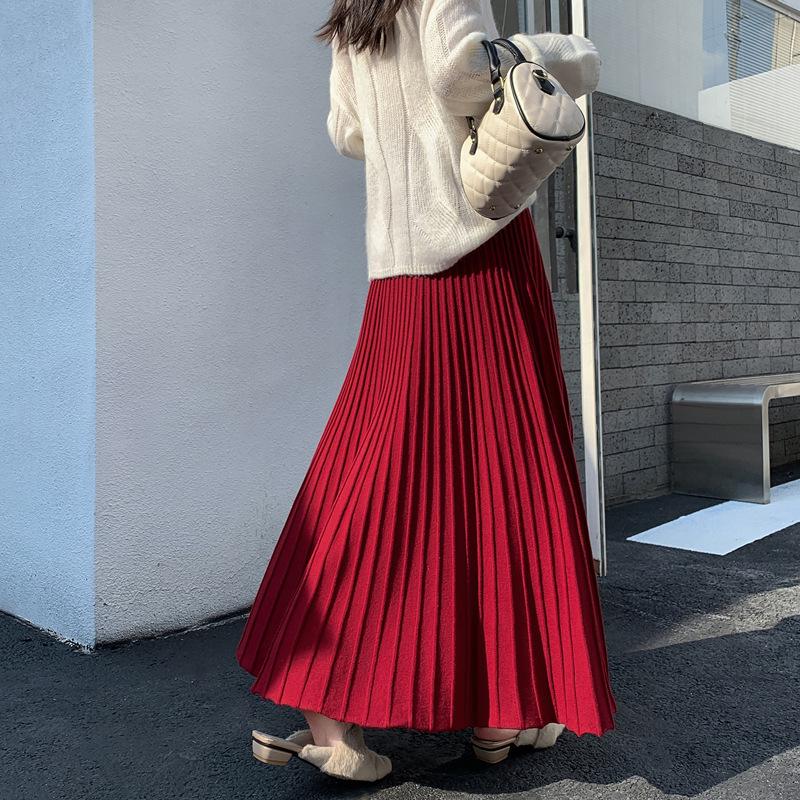 Women's High-Waist A-Line Knit Skirt - Hip-Covering, Wide Hem, Plus Size, Autumn-Winter, Thickened, Slimming Pleated Long Skirt