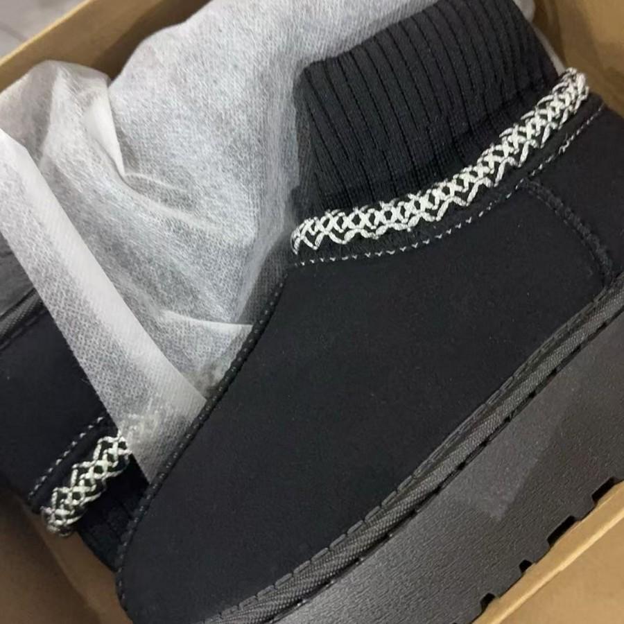 Fashion Women Snow Boots Warm 2025 Winter Knitted Comfortable Non Slip Plush Ankle Boots Platform Round Fashion Short Boots Botas Mujer