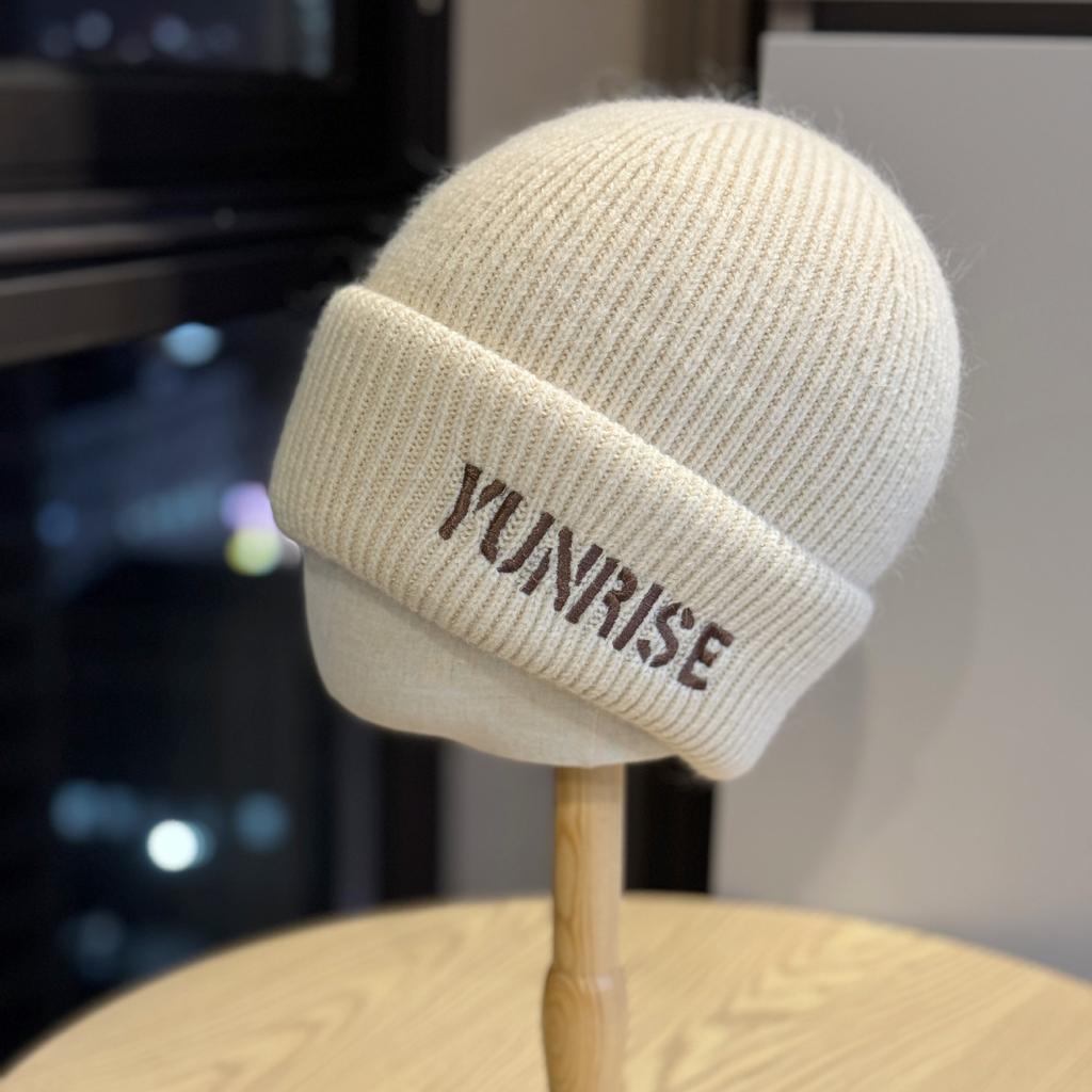 Bestickte Wollmütze für Herren im Winter Koreanische Version Vielseitig Verdickt und Warm Großer Kopfumfang Kältehut für Paare Trendig