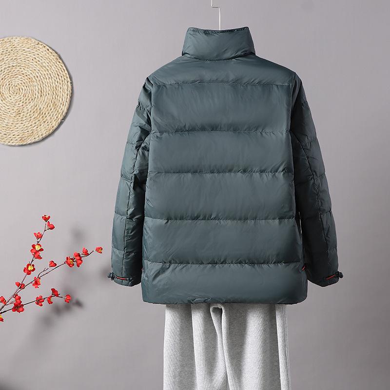 Women's Retro Artistic Down Jacket - Winter 2023 Collection: Frog Button, Ethnic Style, Fashionable Short Design