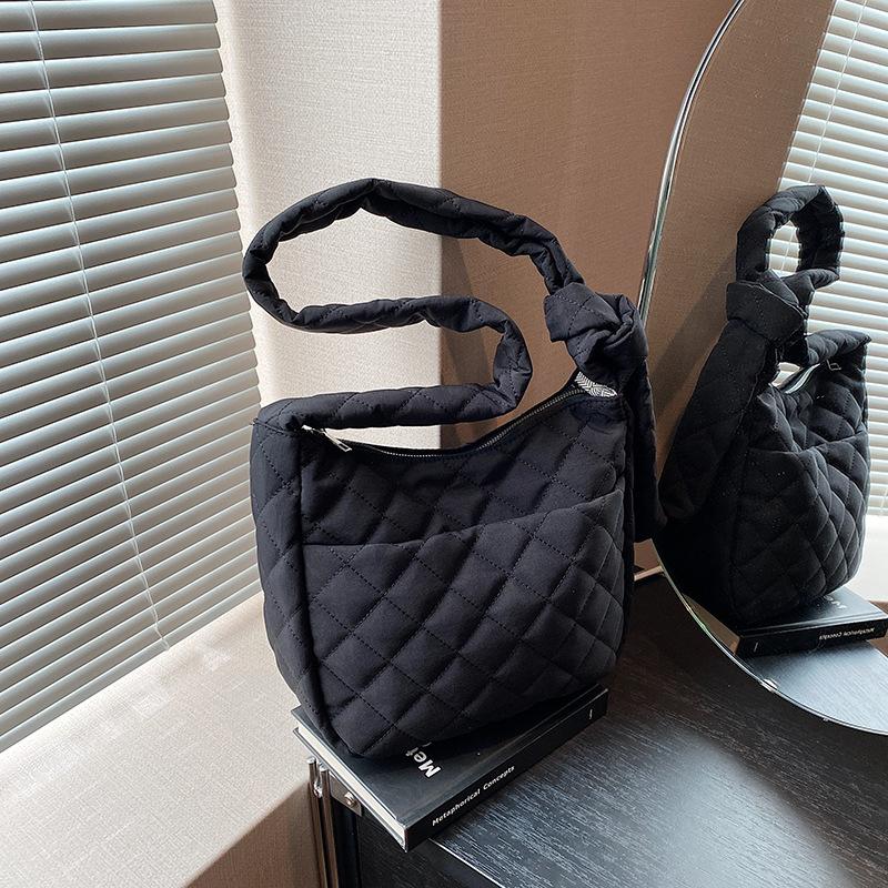 Nylon Cloth Bag Female Tote Bag Large Capacity Solid Color Can Be Messenger New Versatile Bag