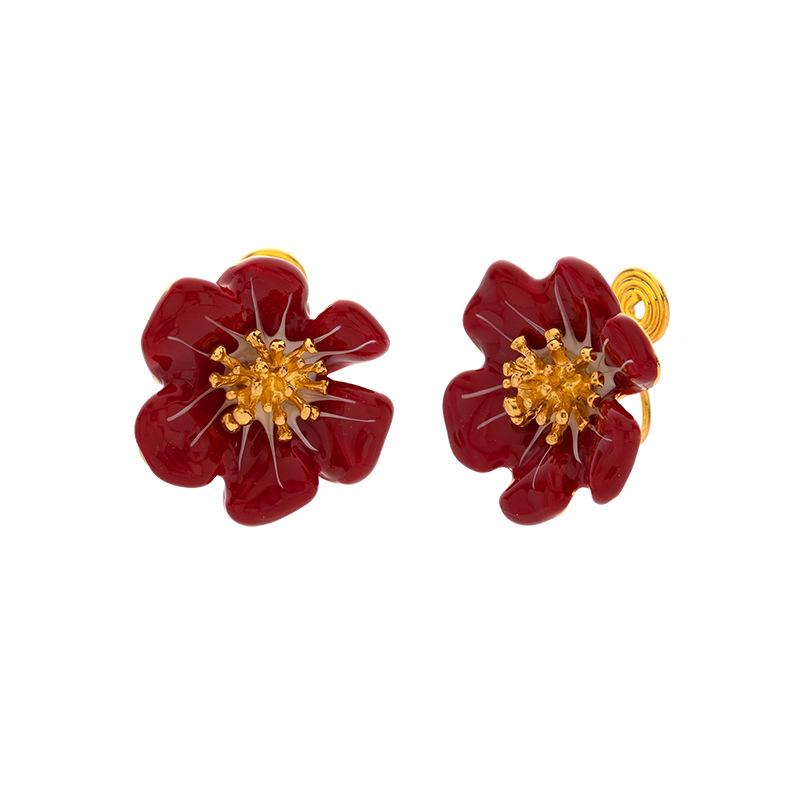 Orecchini Retrò Stile Cinese Fiore di Prugno: Raffinati Orecchini Rossi Fioriti Sbiancanti con Clip a Piastrina Bobina Zanzare per Autunno/Inverno.