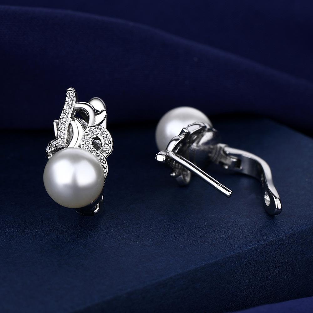 925 Sterling Silver Earrings For Women Round Zircon Earrings Sparkling Party Wedding Jewelry Gift AccessoriesGood product