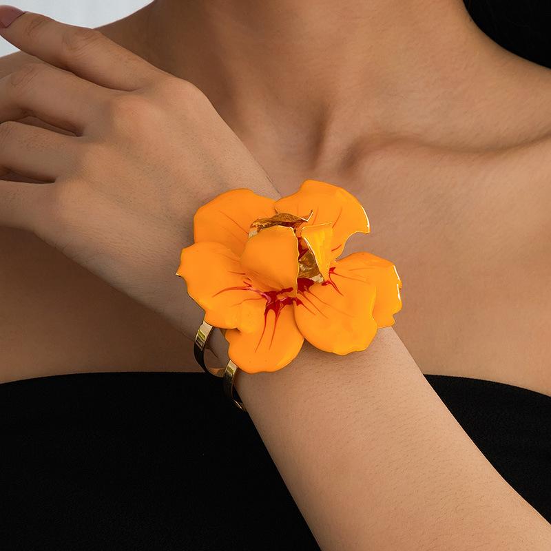 

Модный браслет для женщин Дамы оранжевый