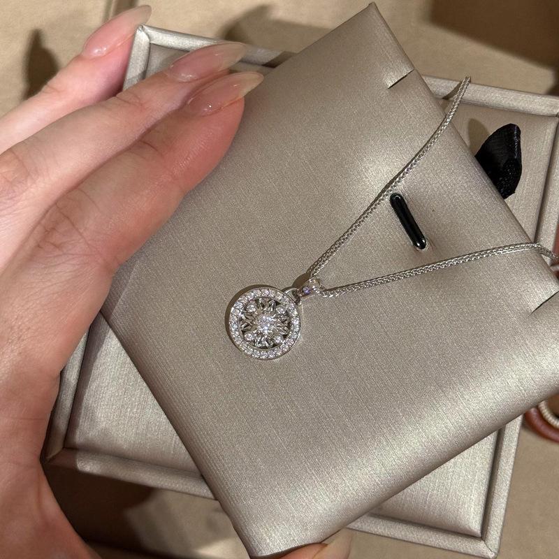 Elegante Diamantblumen-Kompass-Halskette: Damen Luxus Schlüsselbein Kette mit Ausziehbarem Design