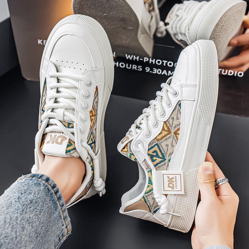 Neue Herren Klassische Ganzjahres Mode Niedrige Skateboarding Schuhe Bequeme Weiche Sohle Sneaker