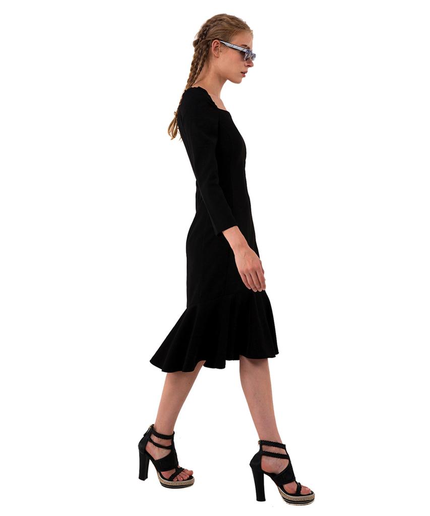 GREEDILOUS Black Square Dress