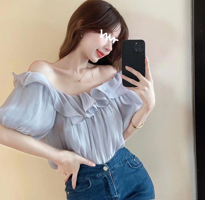 One Shoulder Shirt with A Female Design Sense Niche Top with Ruffled Edges Off Shoulder Chiffon Shirt for Summer