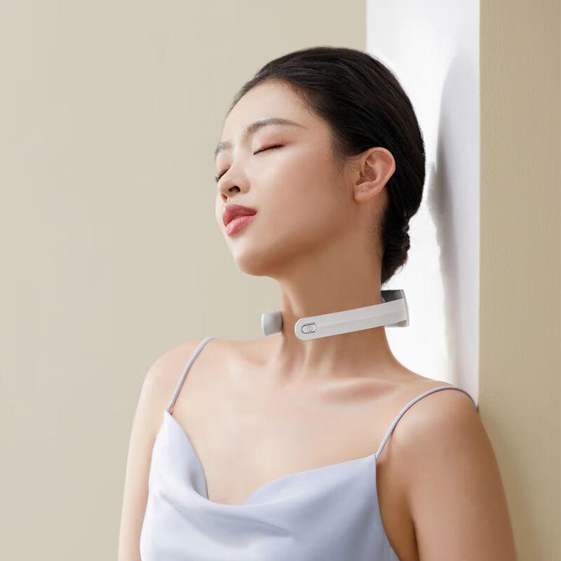 Bear Cervical Spine Neck Massager with Heat and Pulse Therapy CN Plug (adapter Included)