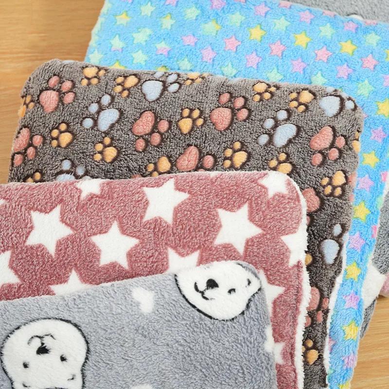 40X50cm Winter Warm Dog Bed Soft Fleece Pet Blanket Pets Cat Litter Puppy Sleep Mat Lovely Mattress Cushion for Small Large Dogs