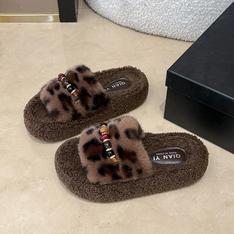 Beaded thick-bottomed fluffy slippers for women's outer wear 2025 autumn and winter new urban style leisure home warmth one-word cotton mop