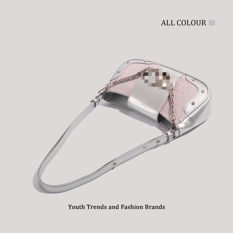 2024 Chic Crocodile Pattern Crossbody Bag - Versatile Shoulder, Handheld, Underarm Bag with Fashionable Chain Detailing for Spicy Style Enthusiasts.