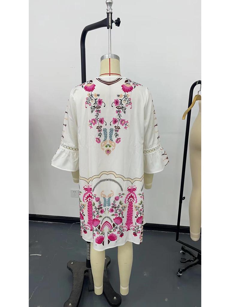 2026 Women's Summer V-neck Lace Patchwork Casual Printed Dress