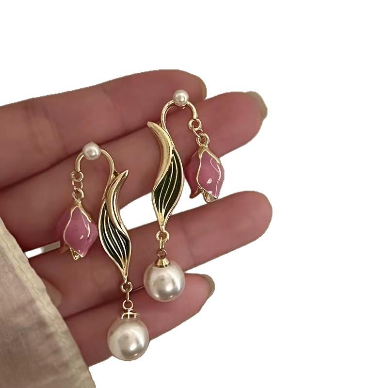 111 silver needle design tulip earrings temperament fringed pearl stud earrings women's retro light luxury high-end earrings