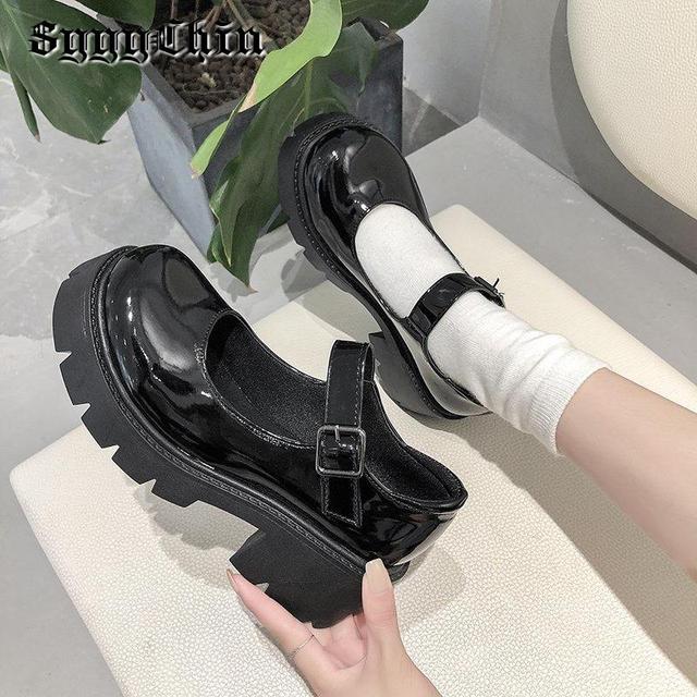 Women Lolita Pumps Mary Jane High Heel Platform Chunky Heel Lady Sandals Round Toe Vintage Girl Classic Sweet Punk Female Shoes