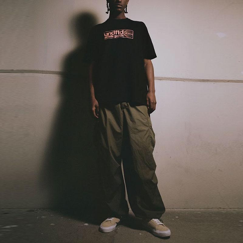 UNDEFEATED T-Shirts Unisex Crew Neck Moderate UI32GSS17M