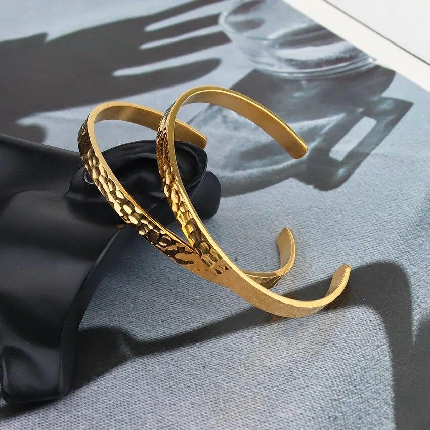 

Новые шарнирные браслеты из нержавеющей стали 2023, трендовый браслет для женщин и мужчин, подарок для романтической вечеринки, модные украшения 65 мм