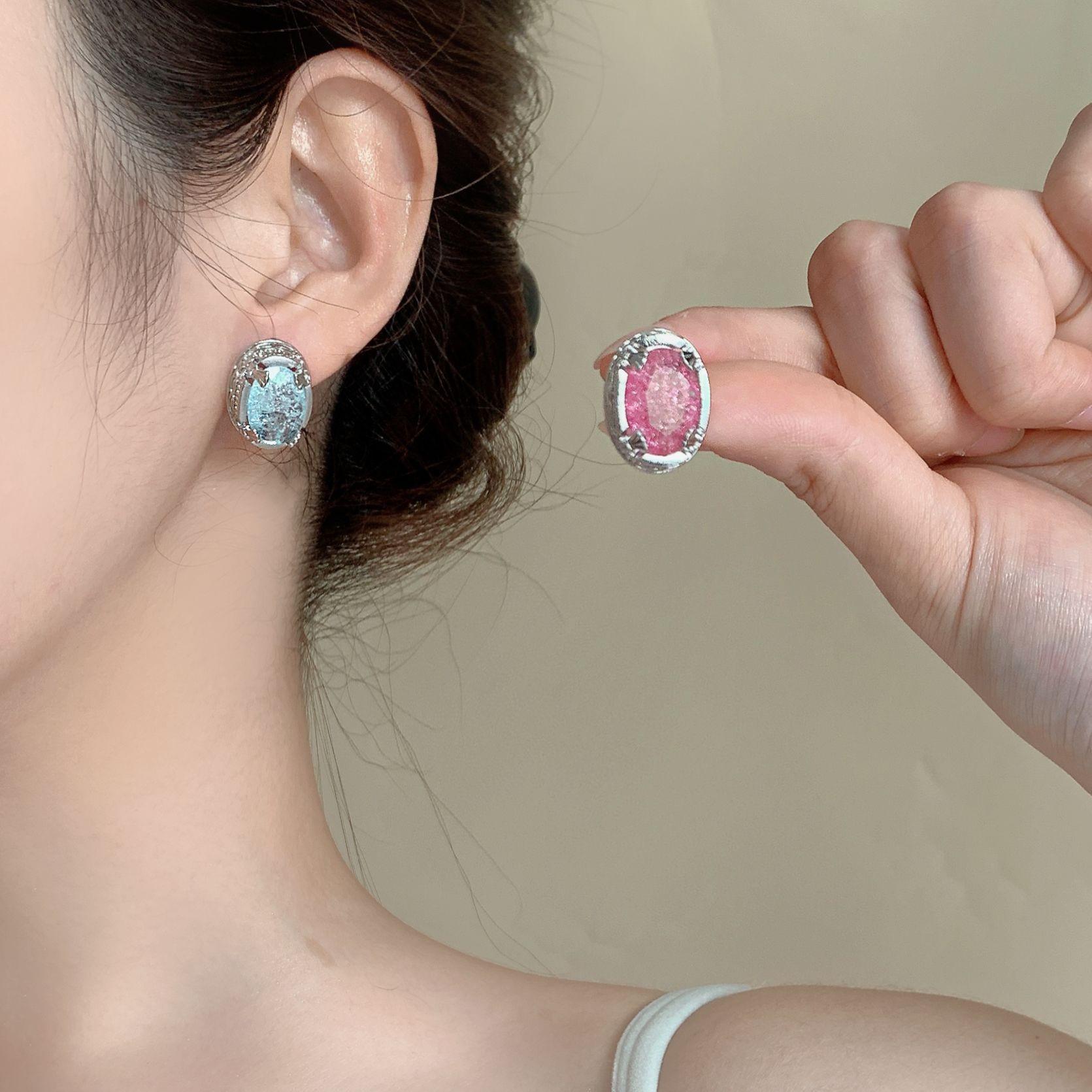 

Baroque Crackle Blue Zircon Purple Luxury Stud Earrings