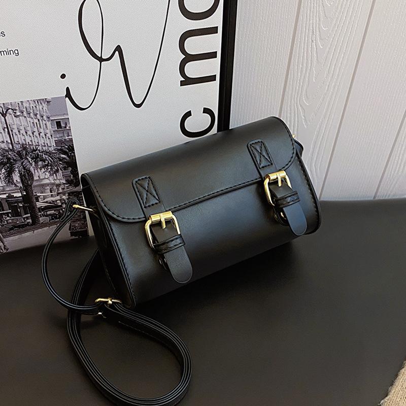 

Trendy versatile solid color Xia Xin new small square bag messenger bag shoulder bag women s bag small bag casual bag чорний