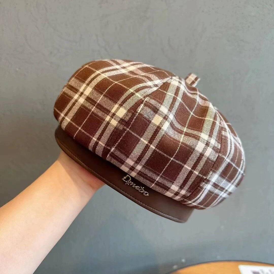 

Осенний темперамент ретро универсальный клетчатый берет женское лицо маленький бутон шляпа художника интернет знаменитость британский стиль шляпа M（56-58cm） темно-коричневого