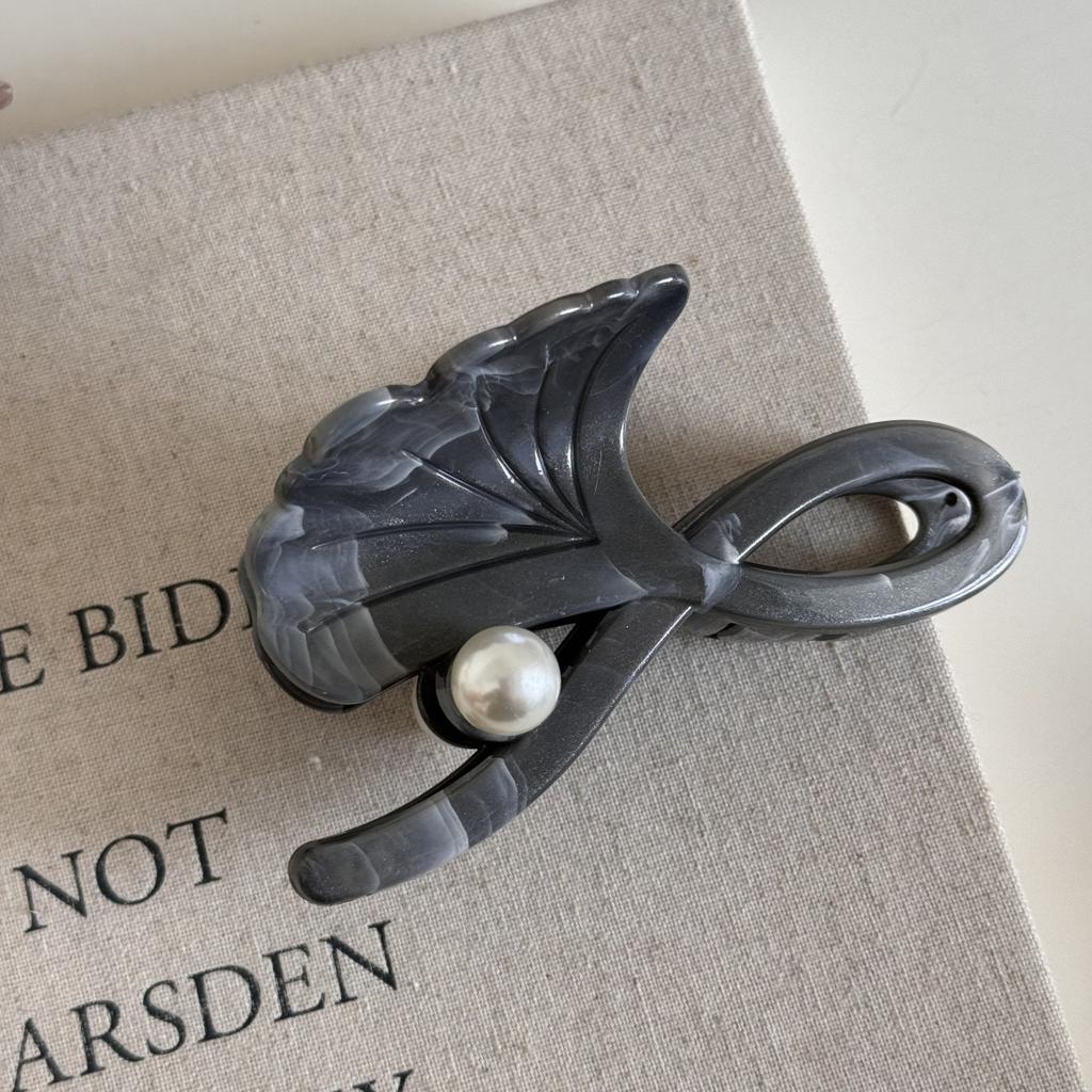 1pc Korean Version Geometric Pearl Clip, Large and Simple Hair Clip, New Gentle Hair Clip, Shark Clip, Hair Clip, Hair Grab
