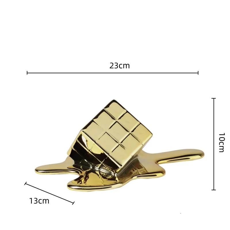 

Creative Resin Crafts Geometric Block Gold Fluid Cube Checked Square Decorative Figurines Home Decoration Accessories