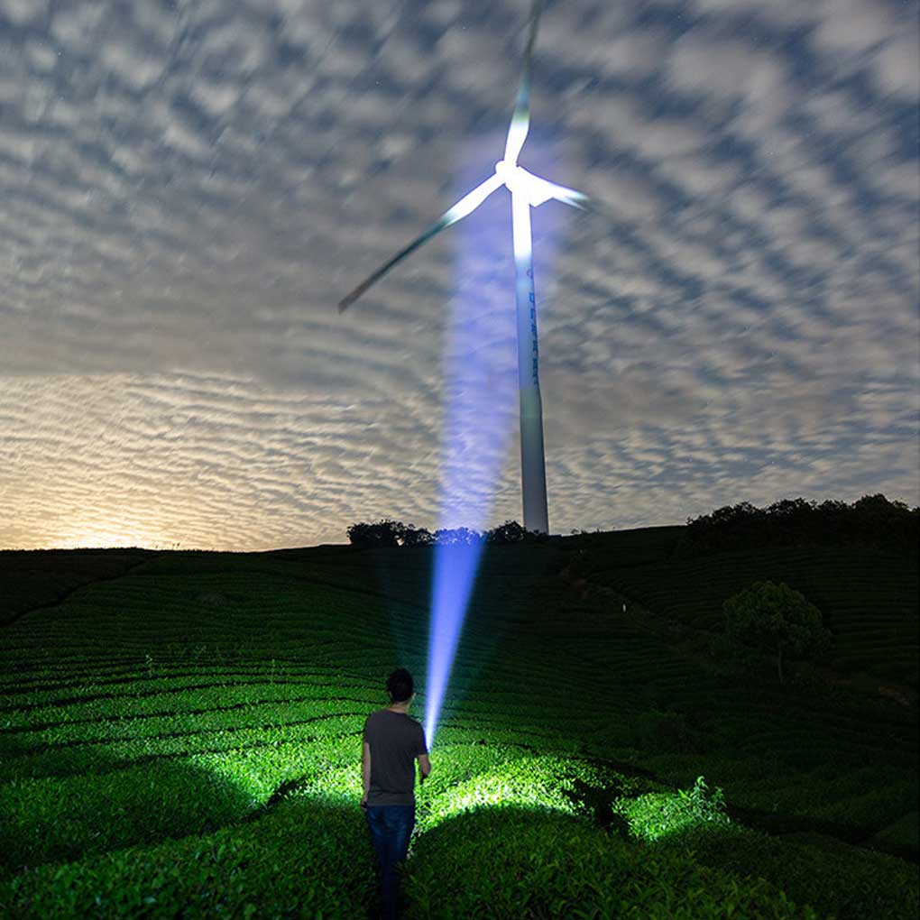 XHP50 Super Powerful Flashlight Brightness Torch Lamps Aluminium Alloy Camping Fishing Illumination Lantern