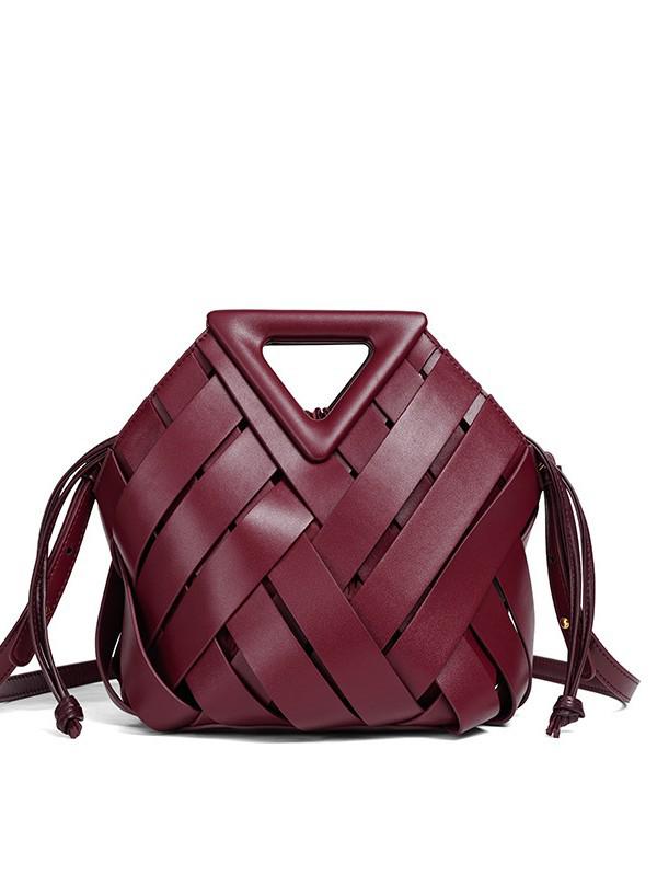 Large Capacity Hand-Woven Triangle Magnetic Buckle Crossbody Vegetable Basket Bag