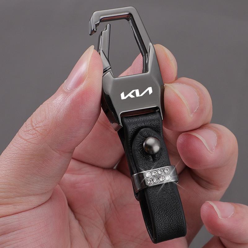2026 Het Bilklistermärke Bil Metall Läder Nyckelring Zinklegering Nyckelring Tillbehör För KIA Sportage Ceed Sorento Cerato Optima Picant