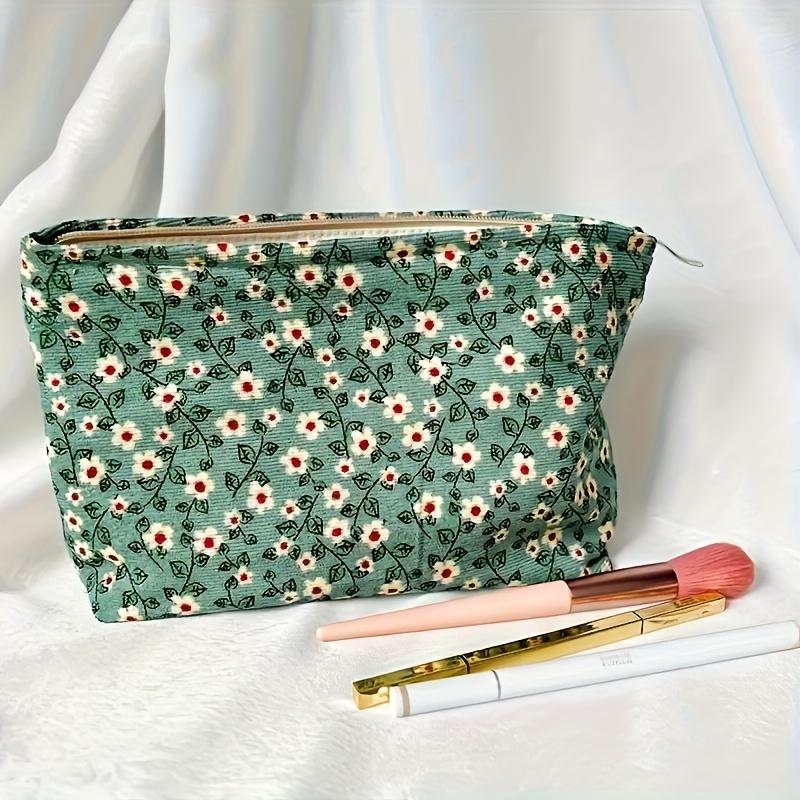 Green Floral Lined Makeup Pouch Lightweight Canvas, Large Capacity, Multi-Functional Cosmetic Organizer Bag, Ideal for Travel and Everyday Use