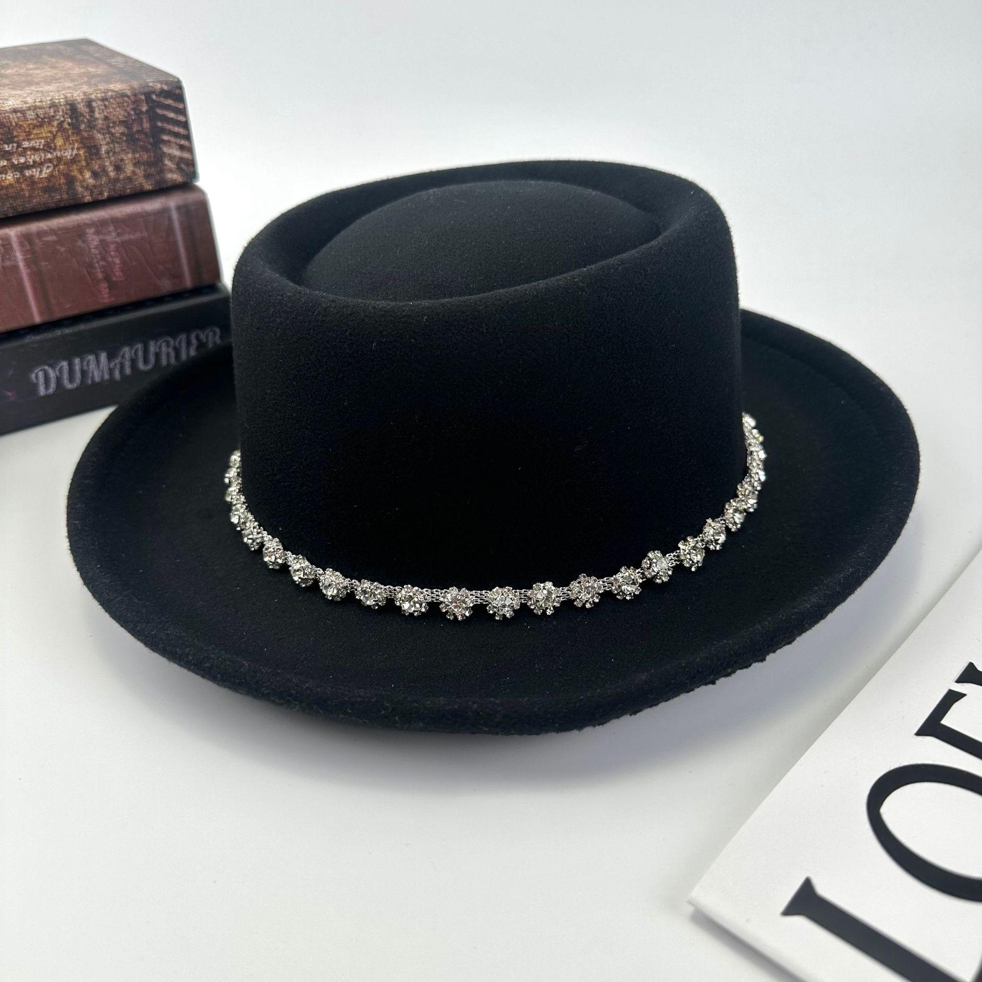 

New Four Seasons Top Hat Diamond Felt Hat Curled Flat Top Fashion Versatile Sunscreen Women S Hat M（56-58cm）