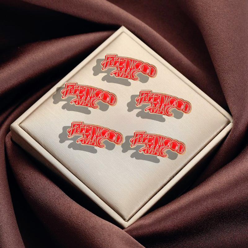 English Letter Brooch Universal Rock Band Enamel Pin Badge Fashionable and Versatile Clothes Bag Scarf Accessories Brooch