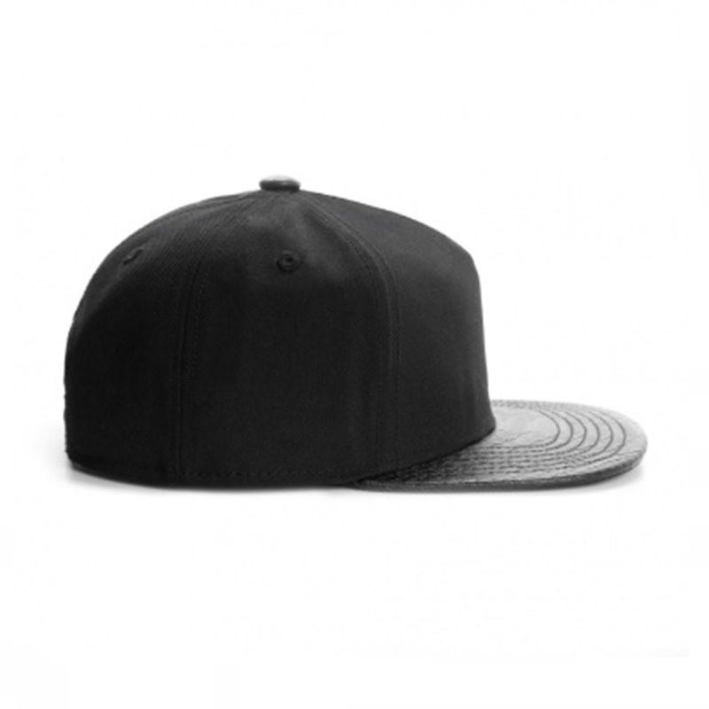 Black Plain Canvas Sun Hat With Breathable Material And Stylish Print For Outdoor Activities