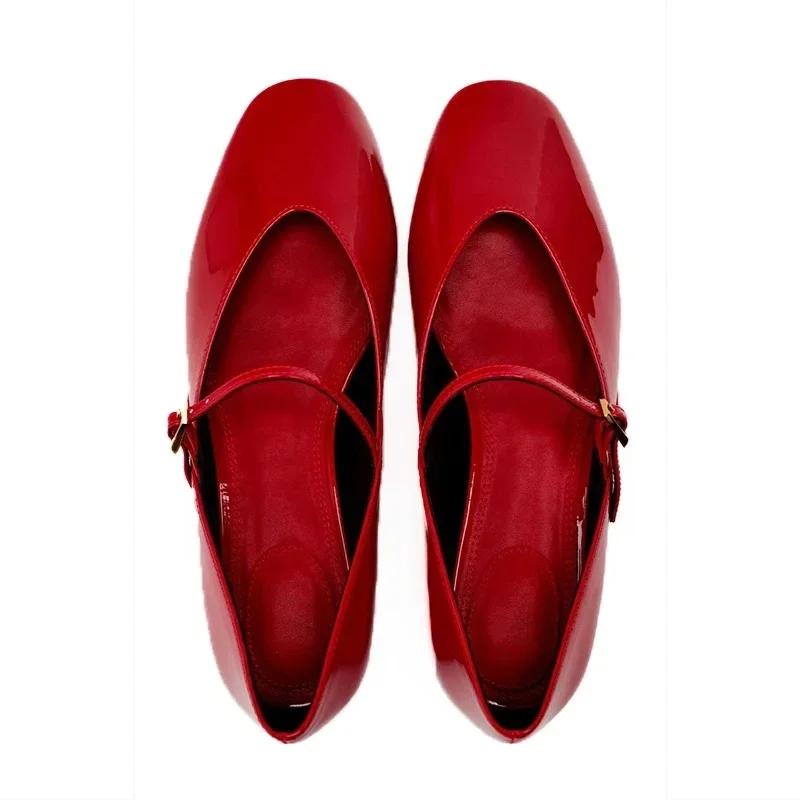 Fashion Woman Red Mary Jane Shoes 2024 Summer Chic Faux Patent Leather Flats Womens Fashion Round Toe Buckle Strap Single Shoes
