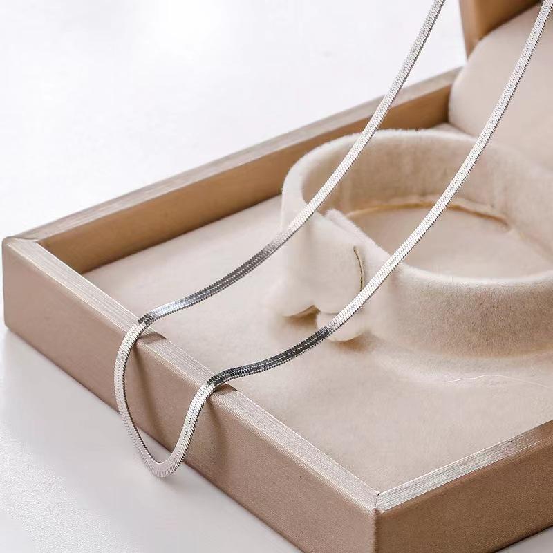 S925 Sterling Silver Elegant Snake Bone Chain Necklace - Women's Minimalist Clavicle Jewelry
