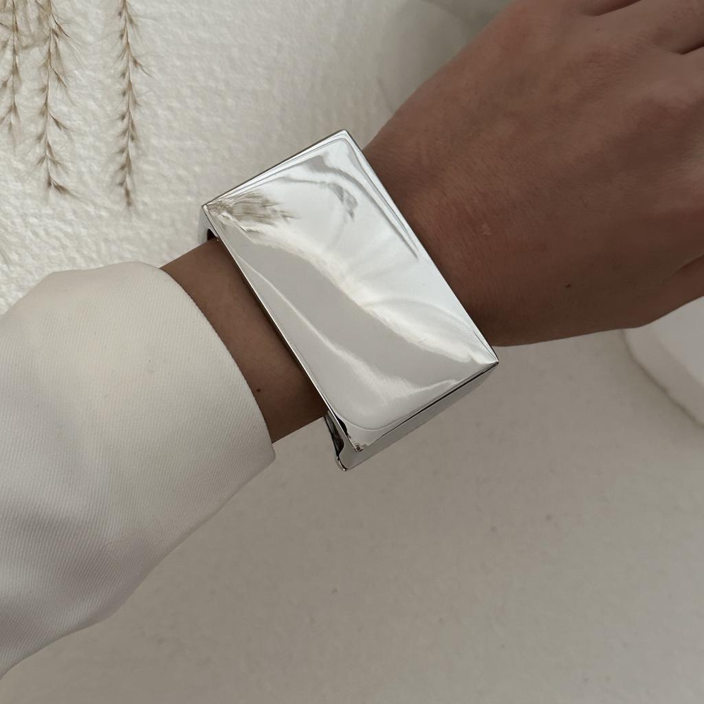 Übertriebene Punk Glatte Heavy Metal Klobige Feder Armreifen für Frauen Hip Hop Goldfarben Geometrische Armbänder Schmuckzubehör