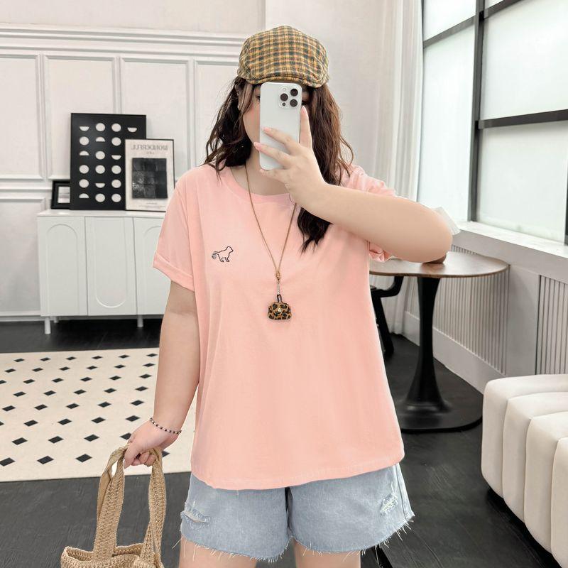 

Plus size women clothing [Cute Puppy T] Summer round Neck Casual Embroidery T-shirt 100.00kg Belly Covering Slimming Top Sakura pollen 9xl