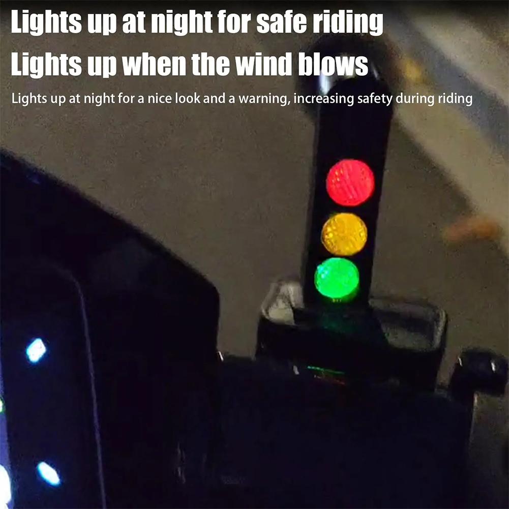 Electric And Motorcycle Accessories Wind Power Traffic Light Power Windmill Decoration LED Light Car Ornament Wind Creative Z0J1