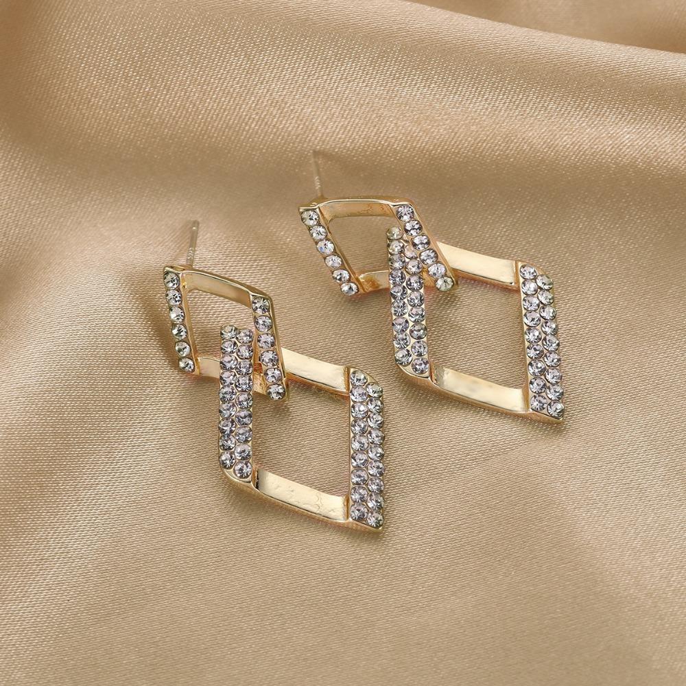 Silver Needle Korean Internet Celebrity Temperament Pearl Earrings Versatile Niche Design Earrings Light Luxury High-end Earrings