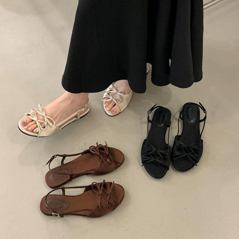 

Пляжная обувь новая летняя круглая голова нишевая обувь феи темпераментный бант плоские сандалии 39 темно-коричневого