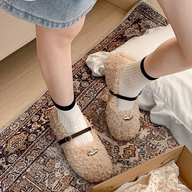 Fashion Commuter Retro Flat-bottomed Fluffy Shoes Women's 2025 New Autumn and Winter Velvet Round Head Soft Sole Mary Jane Cotton Shoes