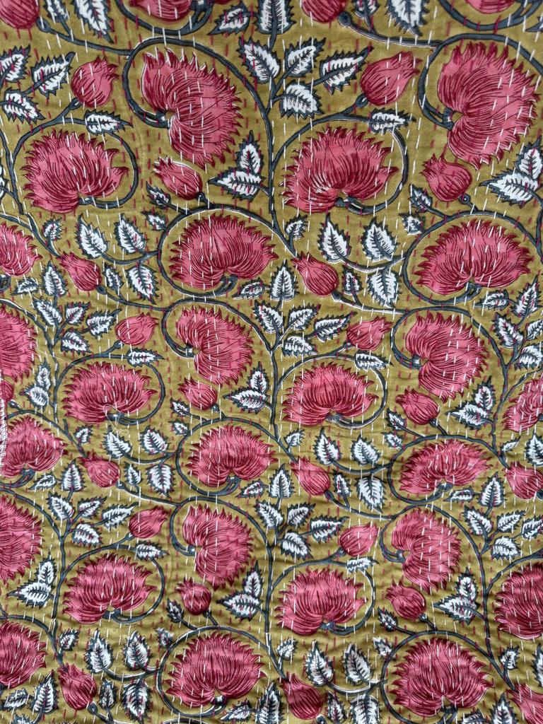 Handmade Floral Print Kantha Quilt, Queen Size Blanket Throw, Indian Block Print Bedspread, 100% Cotton Bedding Throw