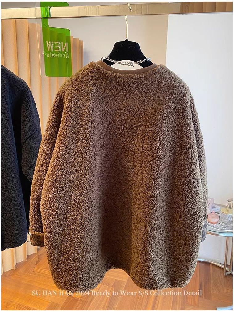 High-End Lazy Style Round Neck Sweatshirt - Imitation Lamb's Wool, Solid Color, Thickened for Autumn/Winter, 2025 Collection.