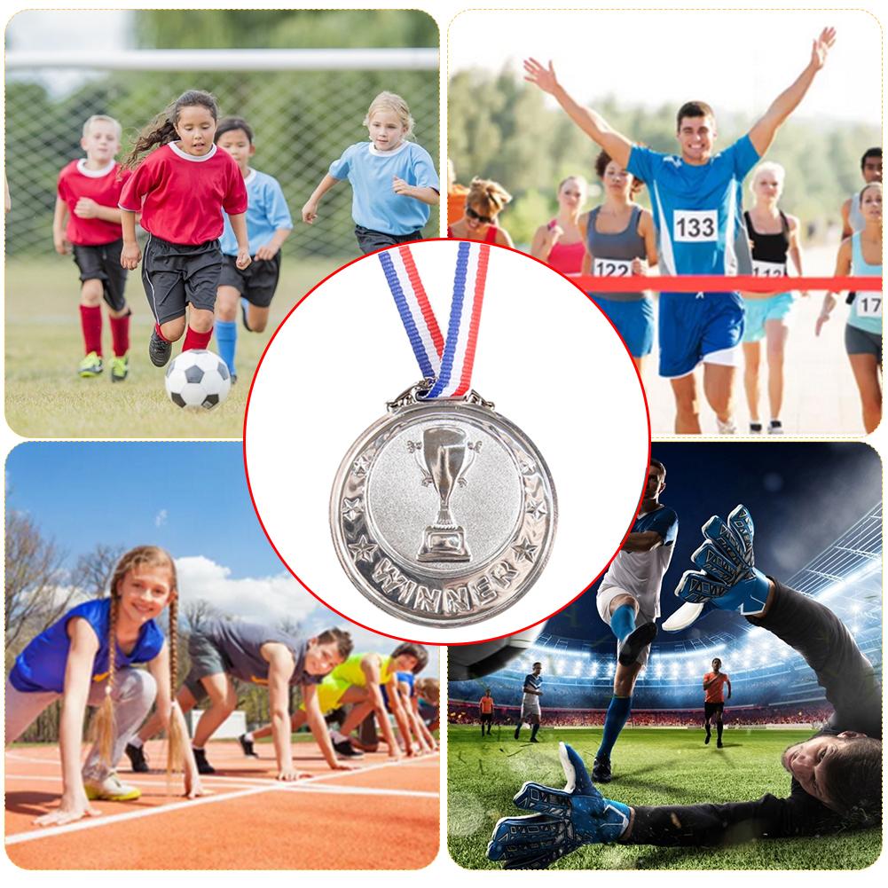 2.55 in Medaille Fußballwettbewerb Preis Souvenir Geschenk Gold PP Sieger Medaille Gold Silber Bronze Preis für Wettbewerbe